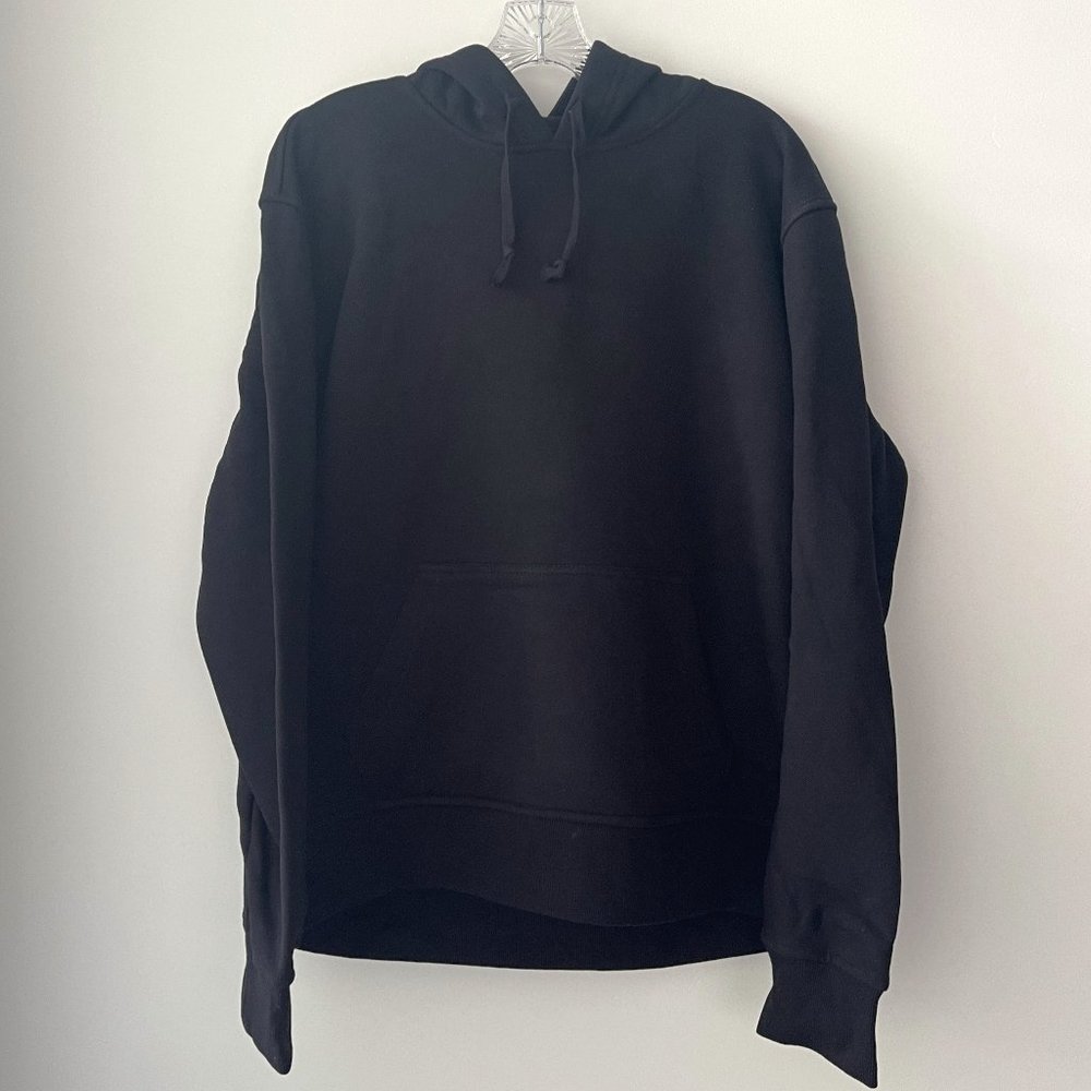 K&H Men’s Black Hoodie